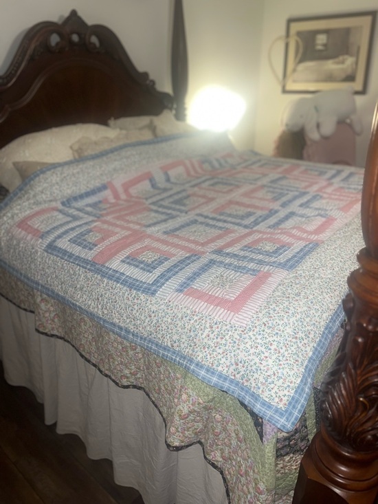 Vintage Other - Vintage Floral Log Cabin Quilt - Blue & Pink